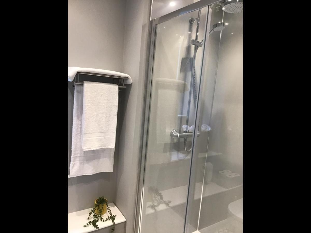 5a Plantation Road Apartment